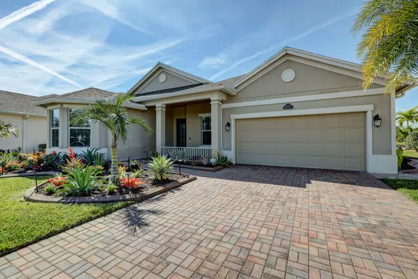 Port Saint Lucie, FL 34987,10379 SW Waterway LN