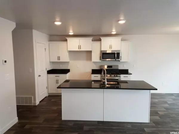 Herriman, UT 84096,14939 S MESSI ST #217