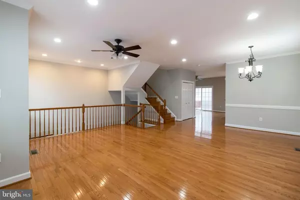 Fairfax, VA 22033,13053 STARLING CT