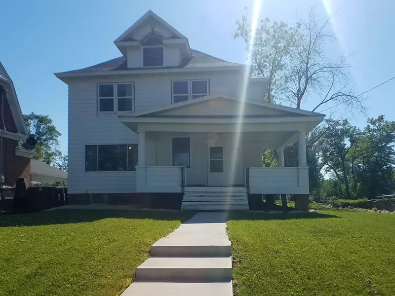 35451 Wayne St, Independence, WI 54747