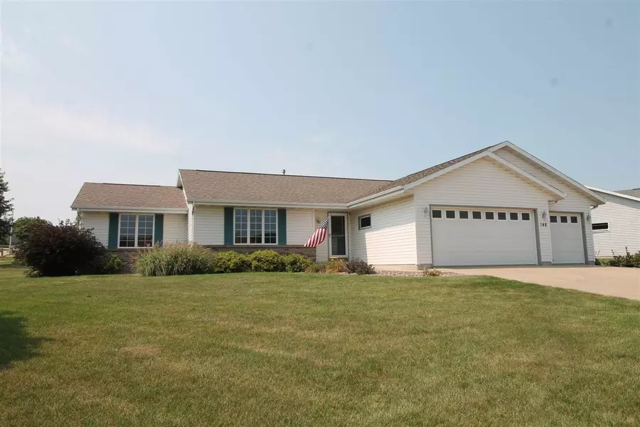 148 Ridge Creek Dr, Janesville, WI 53548