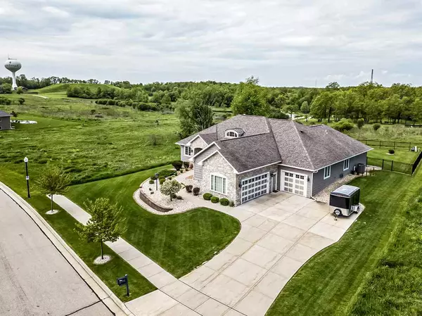 Janesville, WI 53548,2702 Arbor Ridge Way