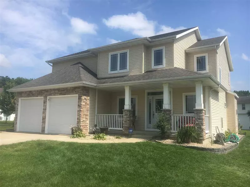 1709 Oakridge Ct, Stoughton, WI 53589