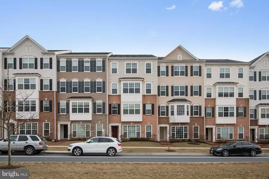 11918 LITTLE SENECA PKWY #2452, Clarksburg, MD 20871