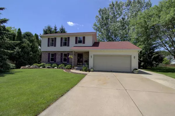 Stoughton, WI 53589,908 Devonshire Ct