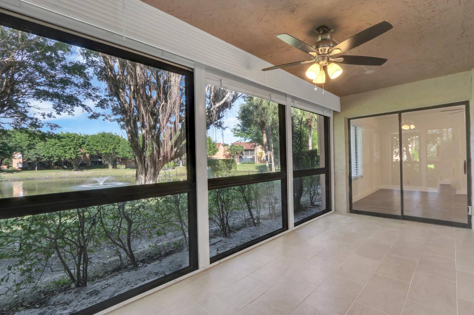Boynton Beach, FL 33437,11262 Green Lake DR 102