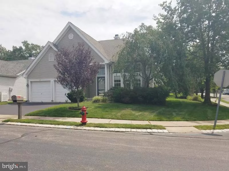 10 VALLEY STREAM PL, Barnegat, NJ 08005