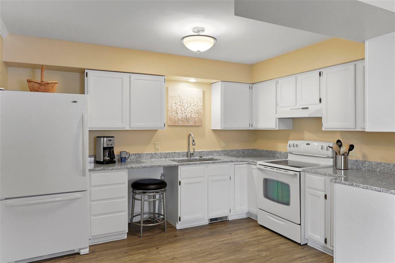 Madison, WI 53717,6907 Old Sauk Rd