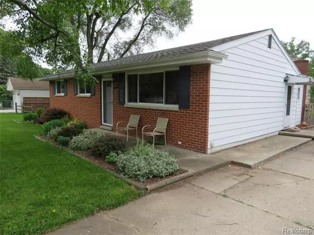 Commerce Township, MI 48382,1174 Penarth CRT