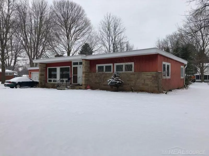 219 Park St, Tecumseh, MI 49286