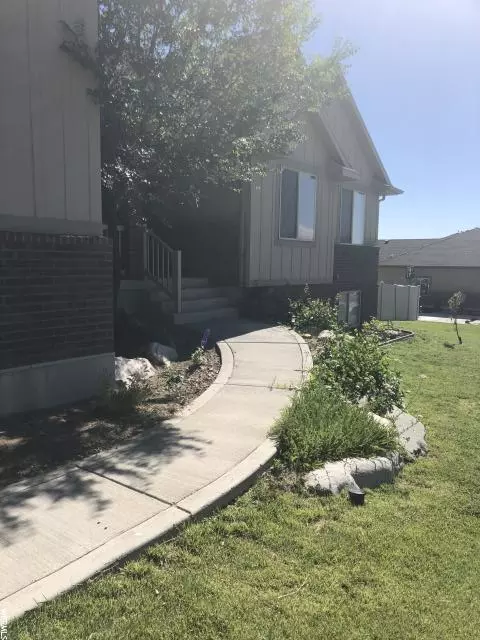 Willard, UT 84340,667 W 7950 S