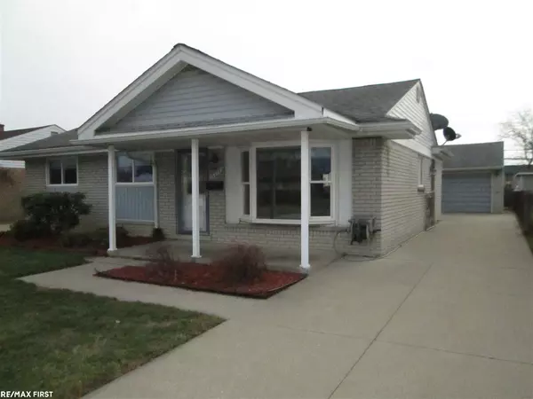 15276 Rudland, Roseville, MI 48066