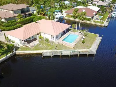 Hobe Sound, FL 33455,10735 SE Barnacle CT