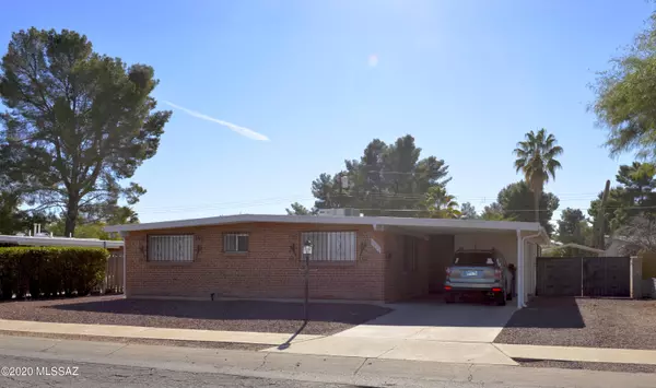 1221 W Pelaar Street, Tucson, AZ 85705