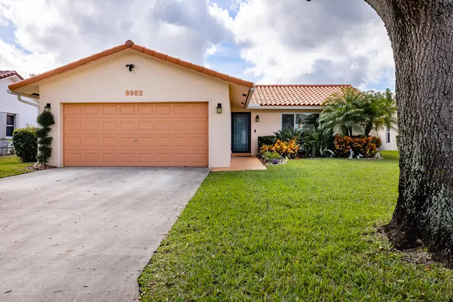 8952 NW 25th CT, Coral Springs, FL 33065