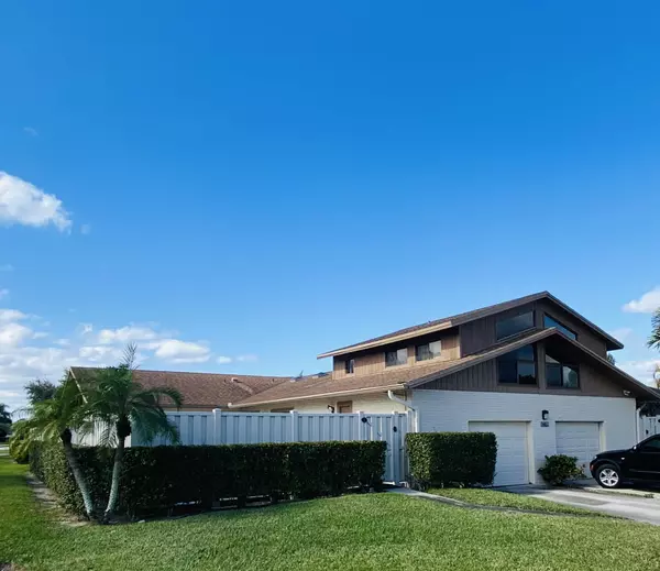 9713 Boca Gardens Parkway Pkwy C, Boca Raton, FL 33496