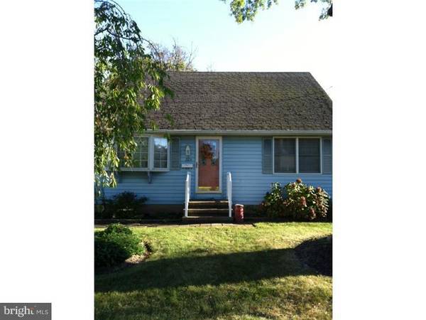 32 DODGE DR, Hamilton, NJ 08610