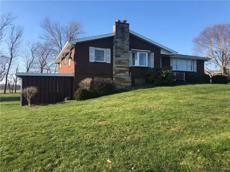 311 Shirley Ln, Uniontown, PA 15401