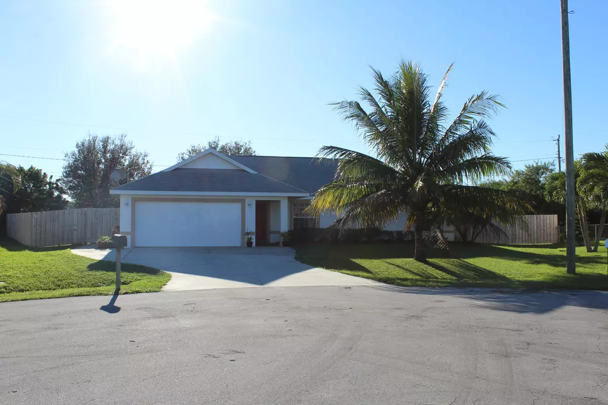 Port Saint Lucie, FL 34952,3002 SE Tipton CT