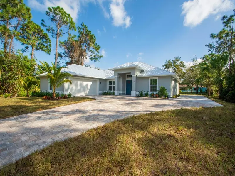 532 Concha DR, Sebastian, FL 32958