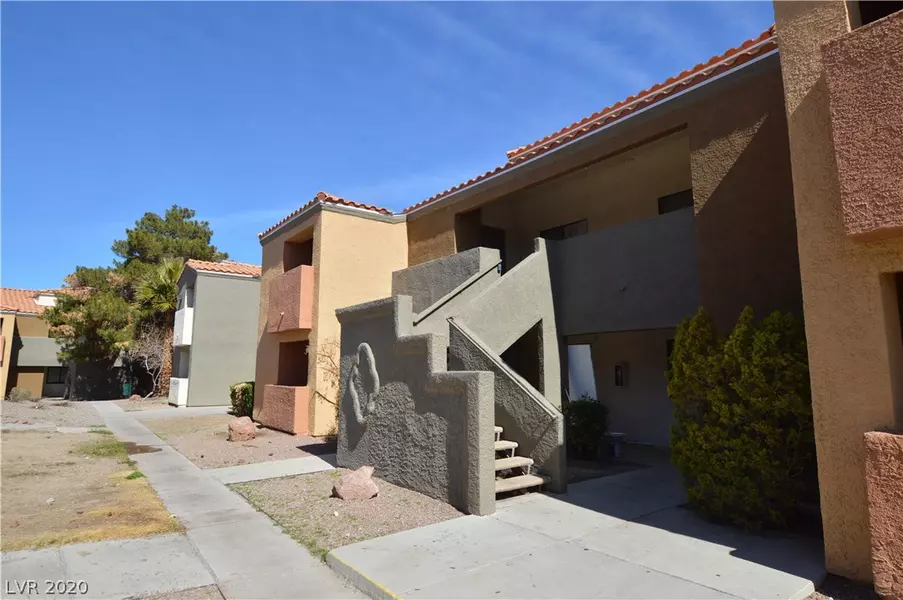 3151 SOARING GULLS Drive #1114, Las Vegas, NV 89128