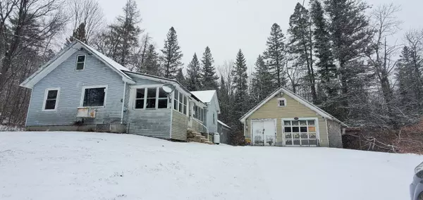 18 Railroad ST, Milan, NH 03588