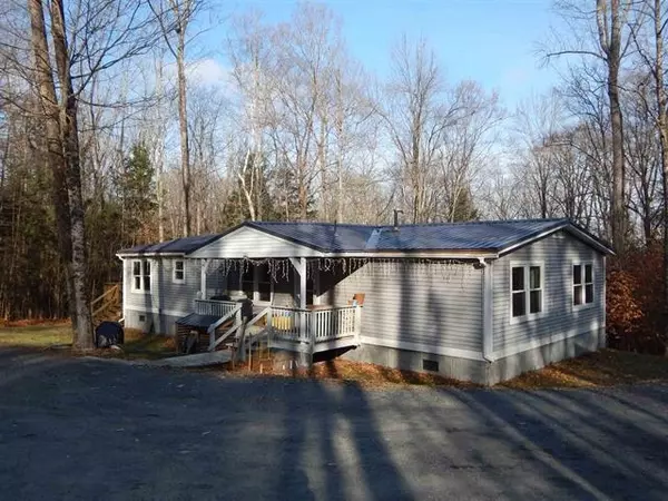 Weathersfield, VT 05030,220 Melody LN