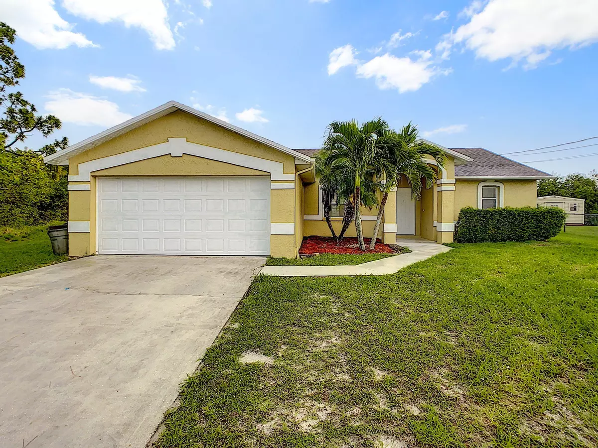 Port Saint Lucie, FL 34953,127 SW Ladybug DR