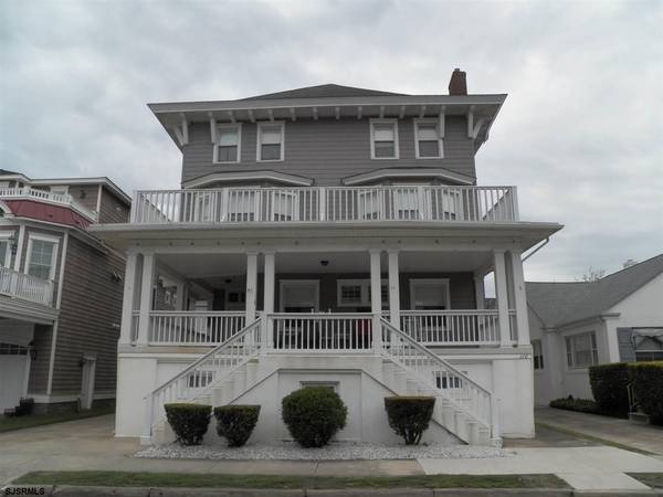 110 S Dorset Ave, Ventnor, NJ 08406