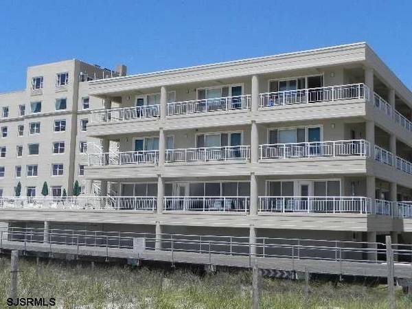 6100 Boardwalk #306, Ventnor, NJ 08406