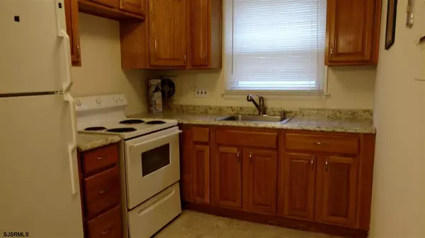 Ventnor, NJ 08406,14 N Sacramento #B3