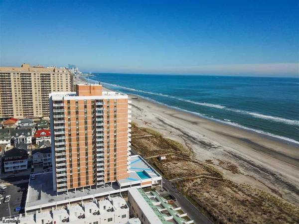 5200 Boardwalk #18D, Ventnor, NJ 08406