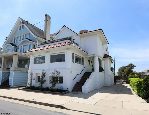 110 S Somerset Ave, Ventnor, NJ 08406