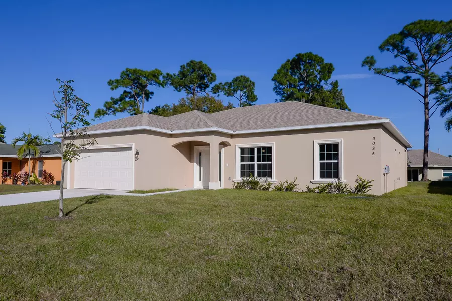 641 SW Estate AVE, Port Saint Lucie, FL 34953