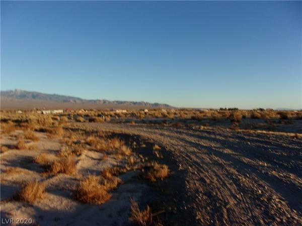 1421 Glassport Lane, Pahrump, NV 89060