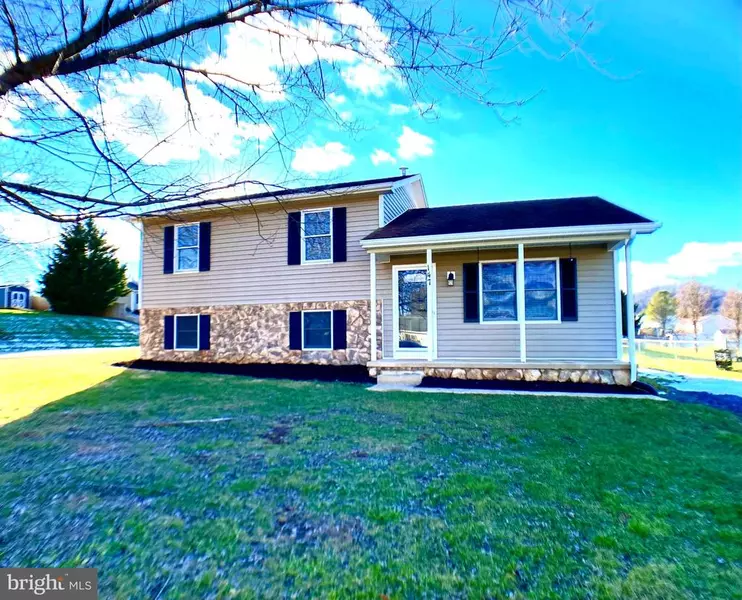 147 BUCKBOARD RD, Waynesboro, VA 22980