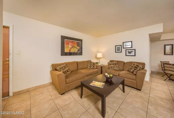 Tucson, AZ 85712,1600 N Wilmot Road #108