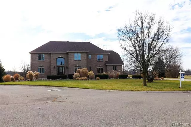 11676 KINGS COLONY, Grand Blanc, MI 48439