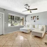 Palm Springs, FL 33461,161 Cayman DR