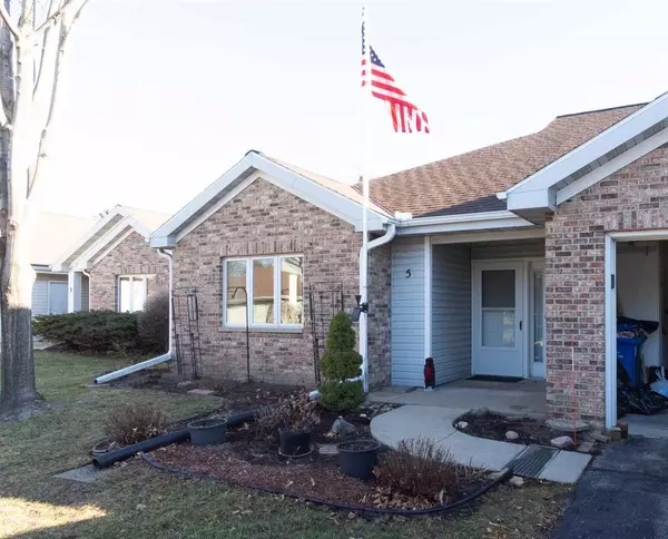 5 Saukdale Tr, Madison, WI 53717