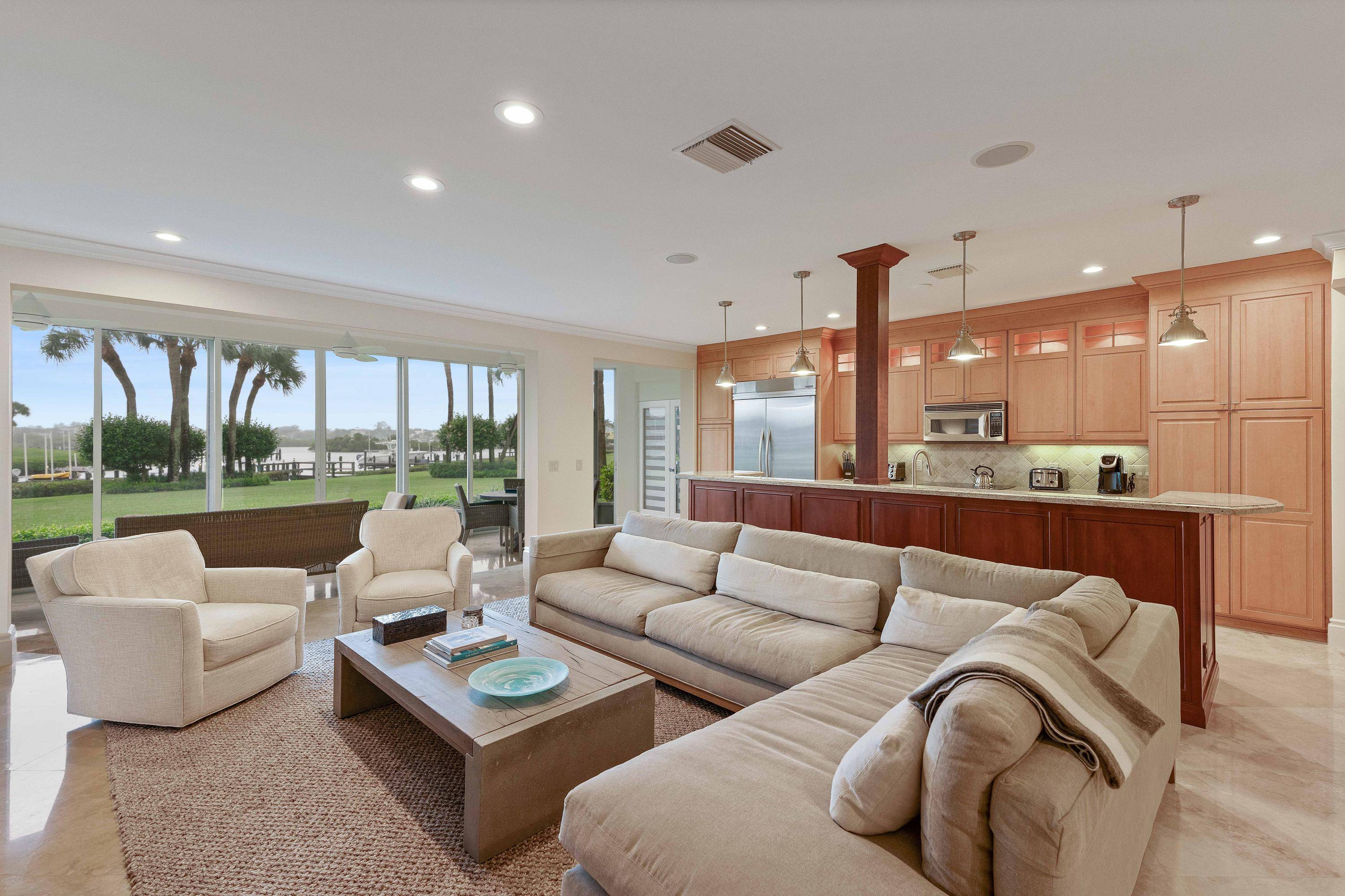 Jupiter, FL 33477,350 Spyglass WAY