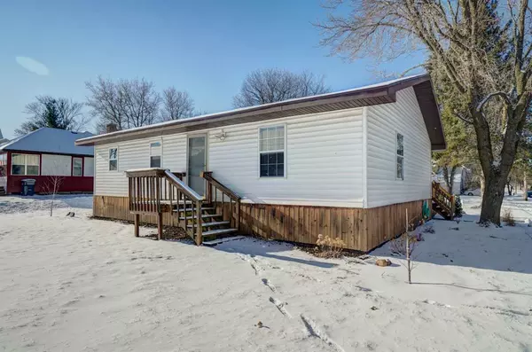 Poynette, WI 53955,223 Wilson St