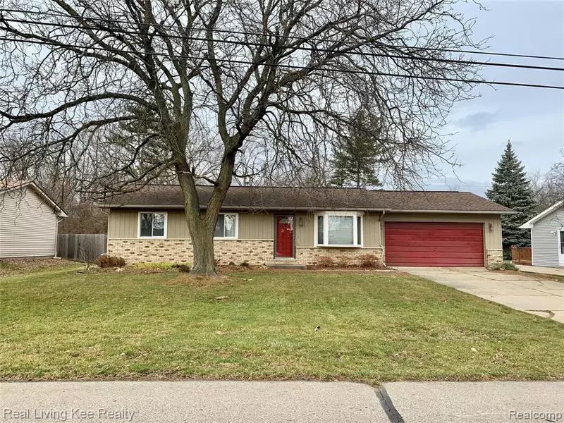 135 EASTLAWN Drive, Rochester Hills, MI 48307 5326