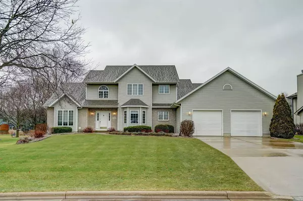 2907 Ivanhoe Glen, Fitchburg, WI 53711