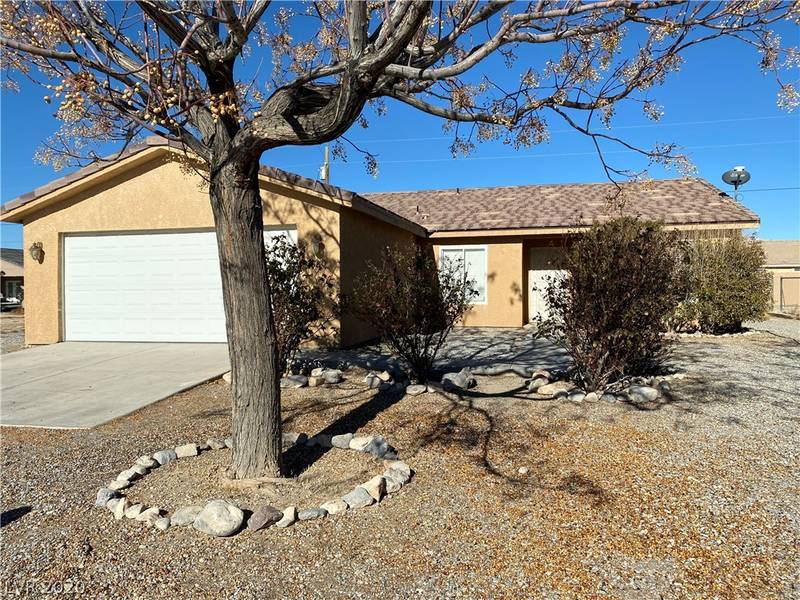 880 Lone Pine Road, Pahrump, NV 89048