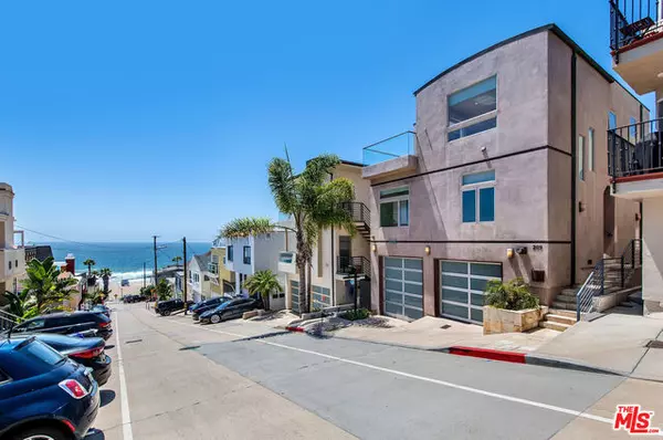 Manhattan Beach, CA 90266,209 42ND ST