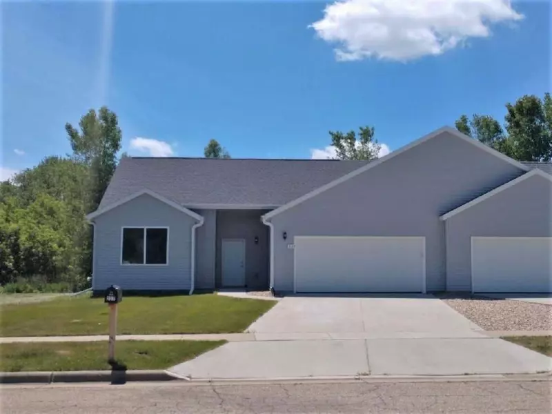 237 Morningside Dr, Deerfield, WI 53531