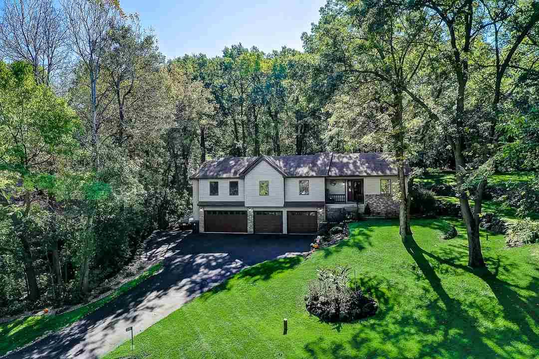 Waunakee, WI 53597,7245 Springfield Cir