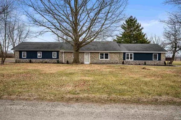 10800 Sharpbend Road, Albany, IN 47320