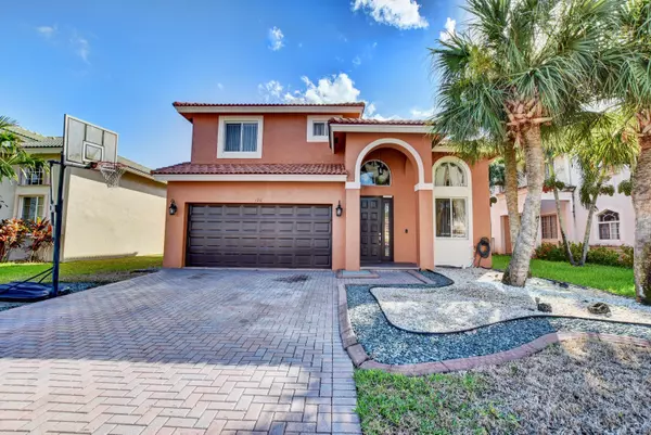 Royal Palm Beach, FL 33411,120 Sarona CIR